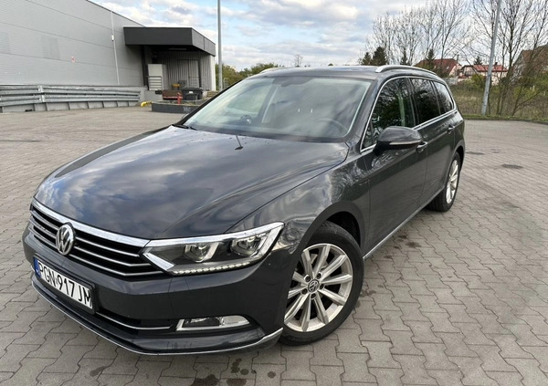 Volkswagen Passat cena 67000 przebieg: 132000, rok produkcji 2016 z Trzemeszno małe 301